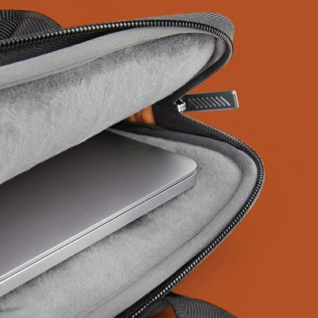 Uniq Stockholm bag for a 16&quot  laptop - blue 5