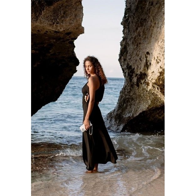 Uniq Coehl Lumino Magnetic Charging case for iPhone 16 Pro - silver 6