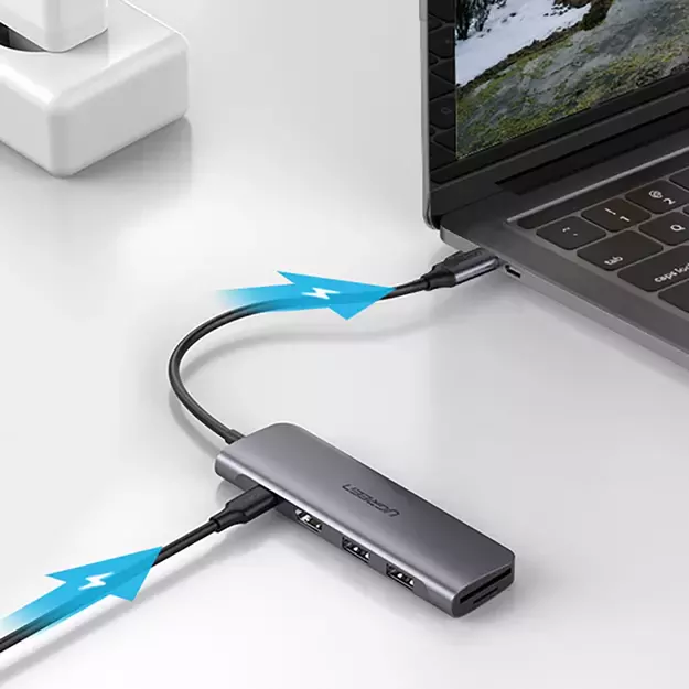 Ugreen CM195 ​​6in1 adapter USB-C - HDMI / 2x USB-A 3.0 / USB-C PD / SD / TF reader - gray 6