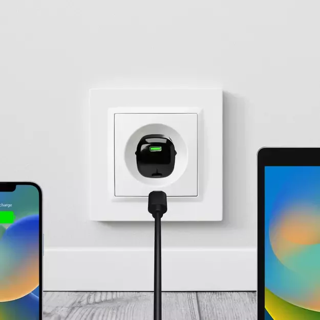 Puro 20W GaN USB-C Wall Charger - Black 1