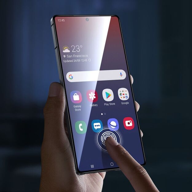 ESR Tempered Glass Privacy Glass on Samsung Galaxy S25 Ultra 5