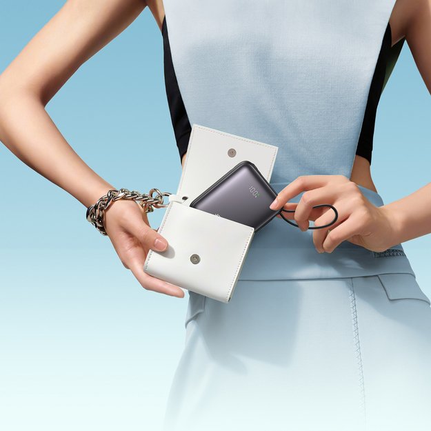 Joyroom JR-PBF27 10000mAh 22.5W Powerbank with Built-in USB-C and Lightning Cables - Black 6