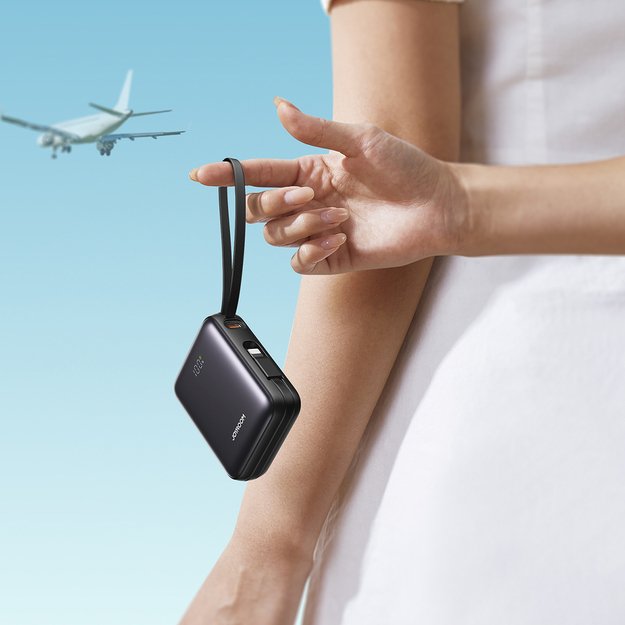 Joyroom JR-PBF27 10000mAh 22.5W Powerbank with Built-in USB-C and Lightning Cables - Black 13