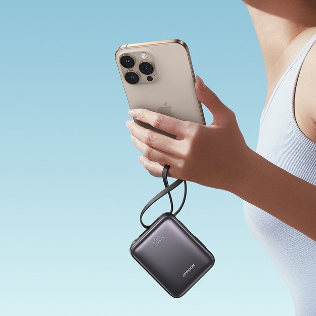 Joyroom JR-PBF27 10000mAh 22.5W Powerbank with Built-in USB-C and Lightning Cables - Black 10