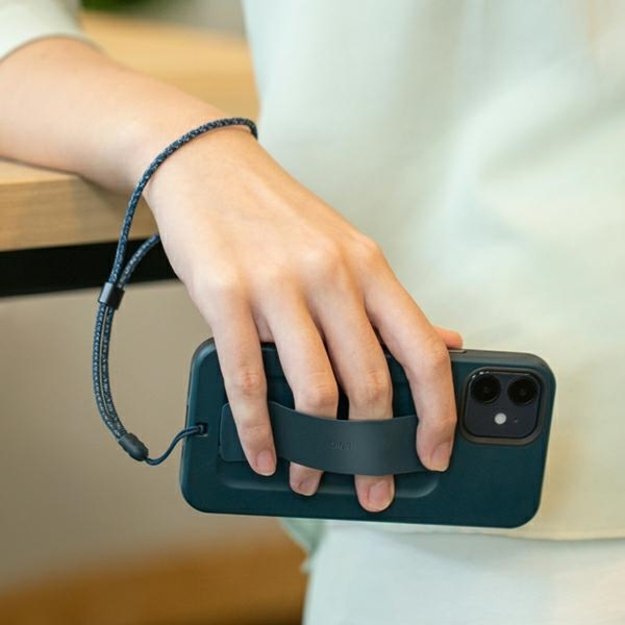 Uniq Heldro case for iPhone 12 / iPhone 12 Pro - white 8