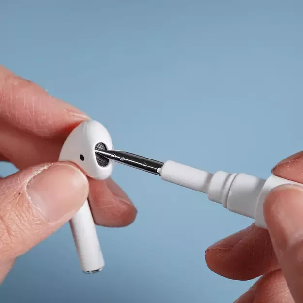 AirPods cleaning kit - white 4