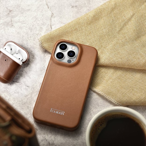 iCarer CE Premium Leather Folio Case iPhone 14 Pro Magnetic Flip Leather Folio Case MagSafe brown (WMI14220714-BN) 1