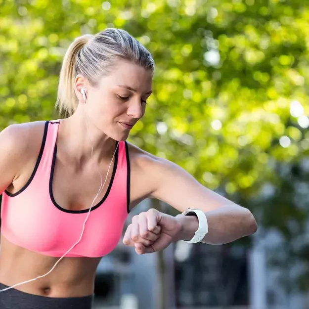 Tech-Protect Silicone Strap for Apple Watch 4 / 5 / 6 / 7 / 8 / 9 / SE / Ultra 1 / 2 (42 / 44 / 45 / 49 mm) - Black 6