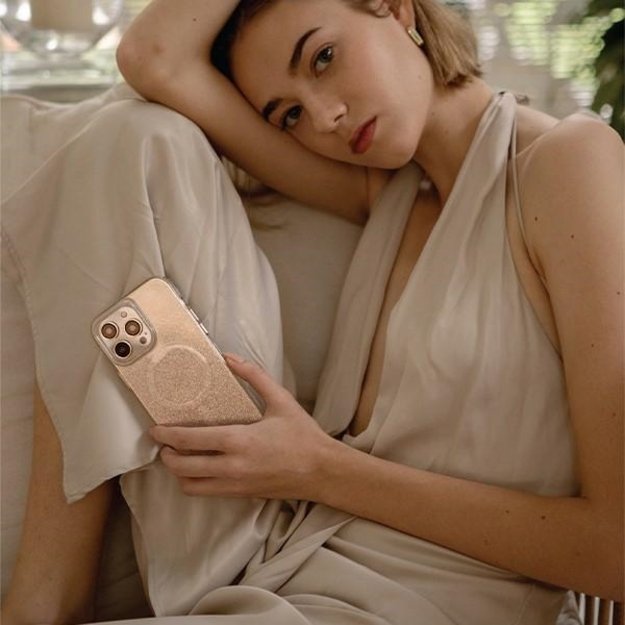 Uniq Coehl Lumino case for iPhone 14 Plus - gold 1