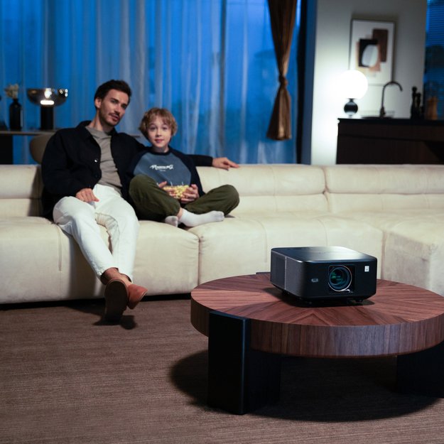 Yaber K3 LCD FullHD 1080p Multimedia Projector with JBL Speakers - Black 16