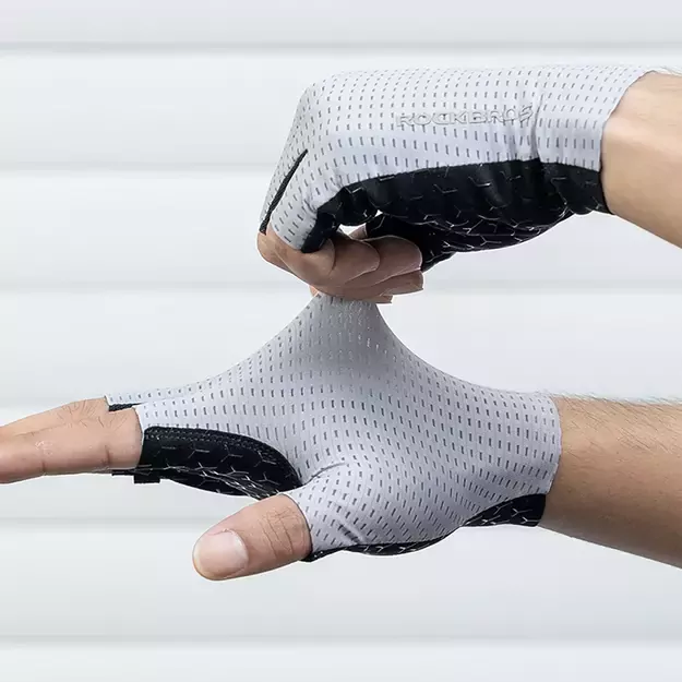 Rockbros Breathable Short Finger Cycling Gloves Size: M - Grey 3