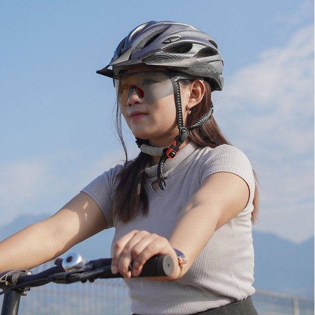 Rockbros Polarized Cycling Glasses with UV Protection and Corrective Insert - Gray 1