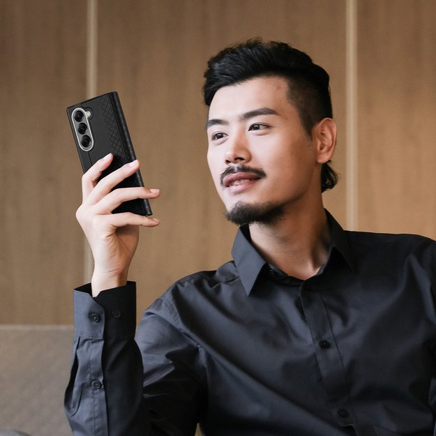 Dux Ducis Brill Case for Samsung Galaxy Z Fold7 with Magnetic Closure - Black 3