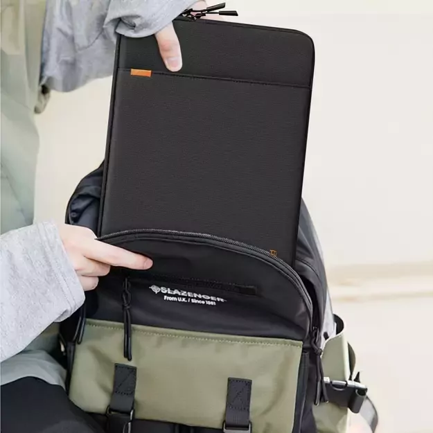 Tech-Protect Defender Laptop and Tablet Bag 11-13&quot  - Black 10