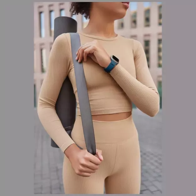 Uniq Stride De Rubber Strap for Apple Watch 44 / 45 / 46 / 49 mm - Blue 2