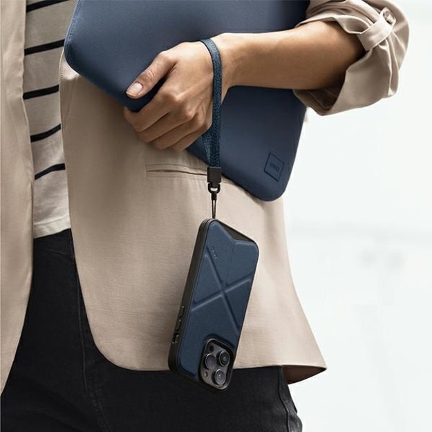 Uniq Transforma Magclick Charging case for iPhone 14 - blue 11