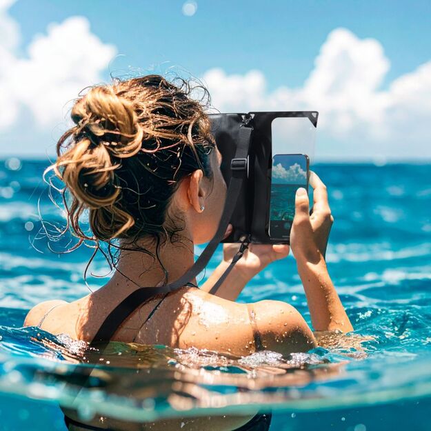 Spigen A640 Waterproof Phone Bag - Black 5