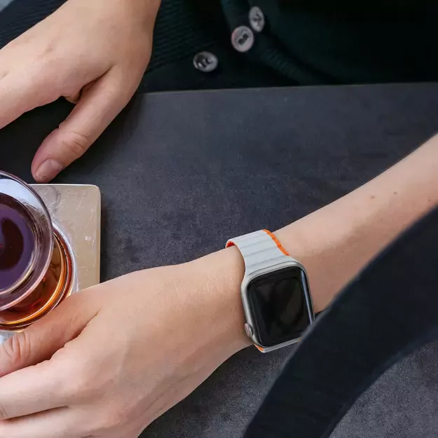 Magnetic Apple Watch SE, 9, 8, 7, 6, 5, 4, 3, 2, 1 (41, 40, 38 mm) Dux Ducis Strap (LD Version) - gray-orange 9