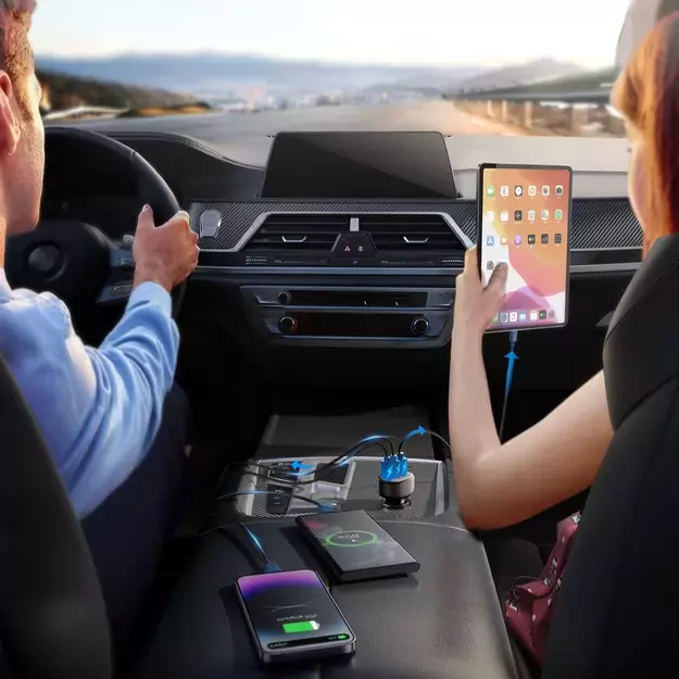 Joyroom JR-CCD03 3.4A car charger with 3x USB-A display - black 22