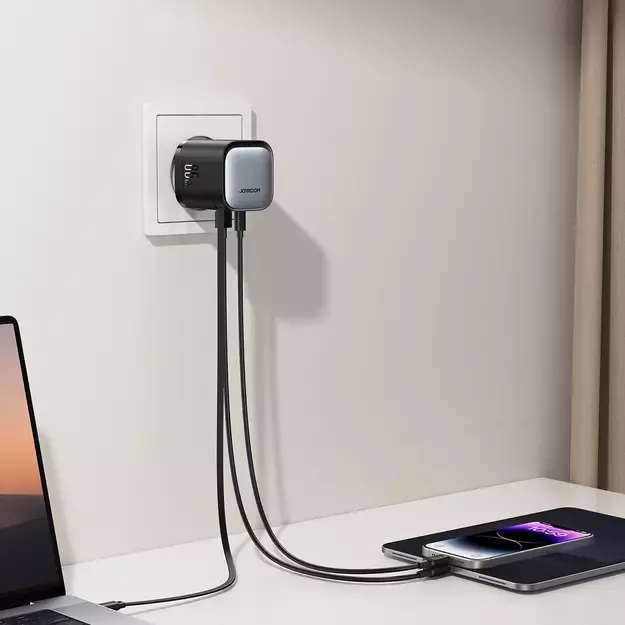 Joyroom JR-TCL02 65W USB-A USB-C GaN charger with built-in USB-C cable - black 6