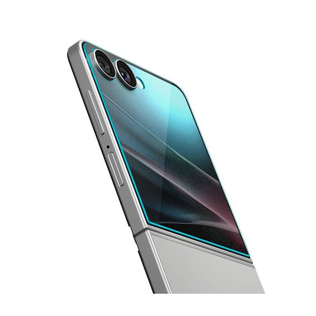 Spigen Glas.TR EZ Fit HD Tempered Glass Screen Protector for Samsung Galaxy Z Flip 7 - Transparent 3