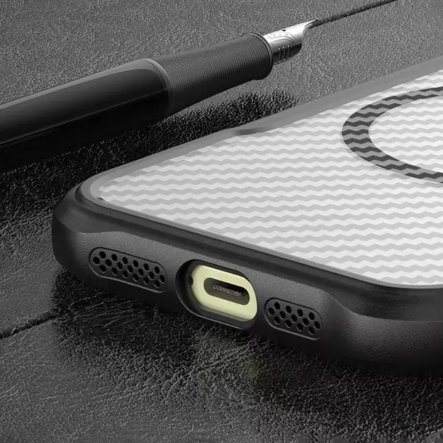 Leading Series MagSafe Silicone Case for iPhone 16 Pro - Black 9