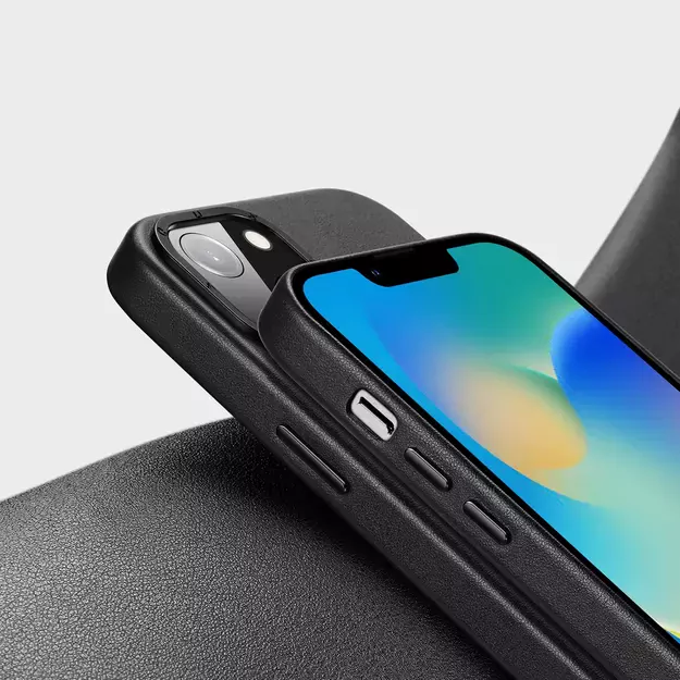 Dux Ducis Grit Leather Case for iPhone 14 Plus Elegant Faux Leather Cover (MagSafe Compatible) Black 8