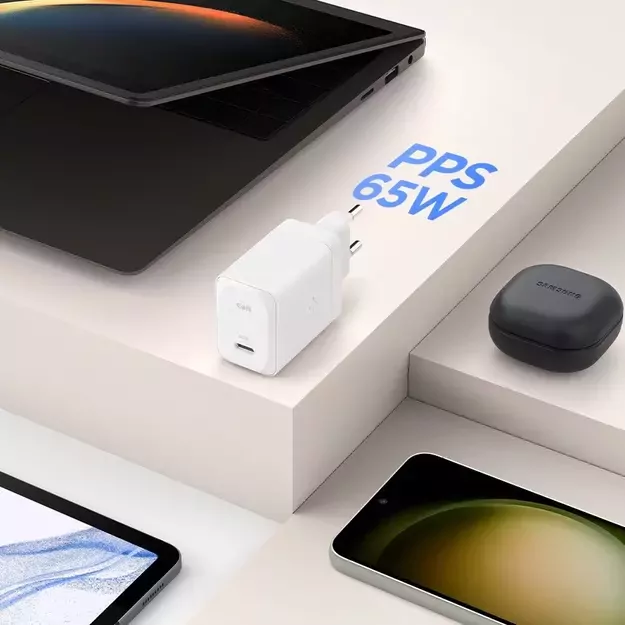 Spigen ArcStation Pro Charger + USB-C 65W Cable - White 2