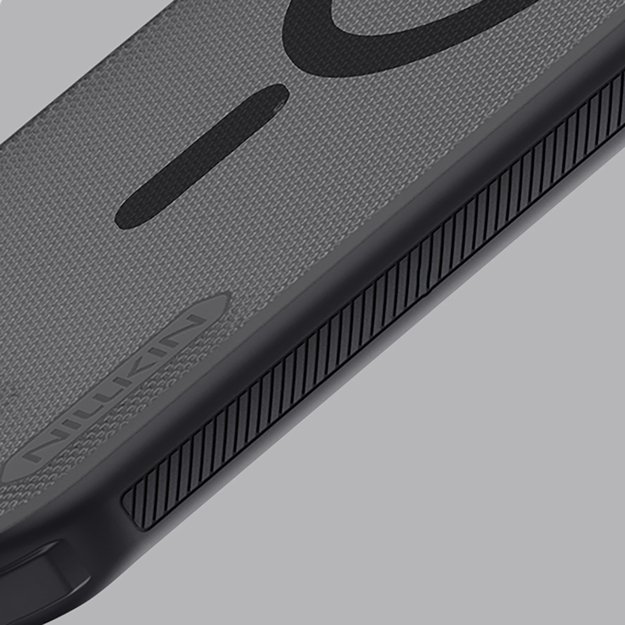 Super Frosted Shield Pro Magnetic Case IP17 Air Transparent black 14