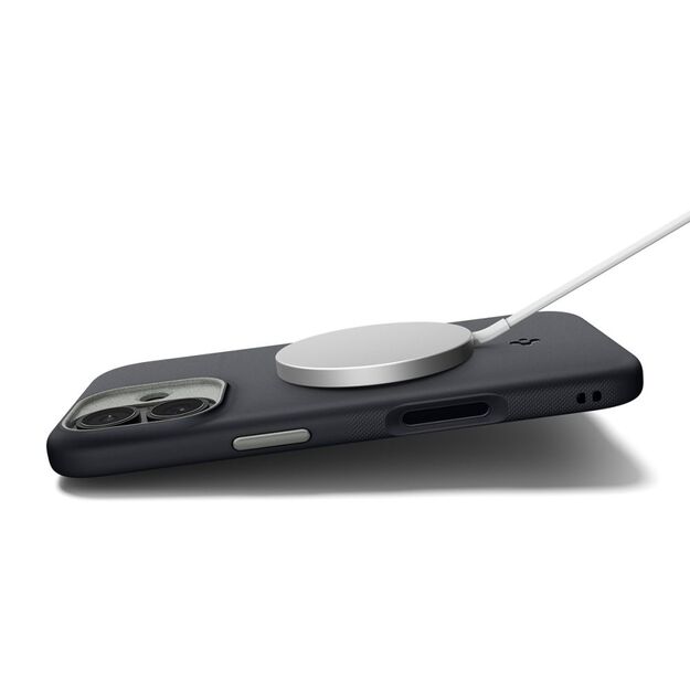 Spigen Nano Pop MagSafe Case for iPhone 17 - Black 9