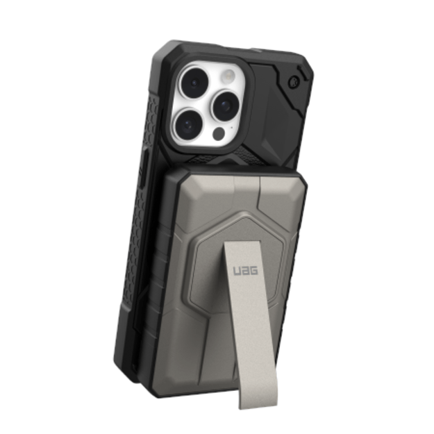 UAG Rugged 10K 10000 mAh MagSafe Powerbank with 10W Stand + Cable - Titanium 2