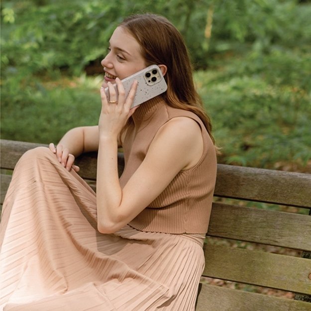 Uniq Coehl Terrazzo case for iPhone 14 - pink 2
