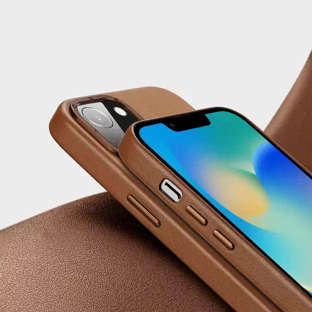 Dux Ducis Grit Leather Case for iPhone 14 Plus Elegant Faux Leather Cover (MagSafe Compatible) Brown 8