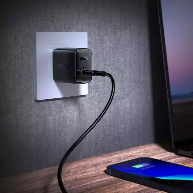 Acefast A23 30W GaN USB-C US Wall Charger - Black 5