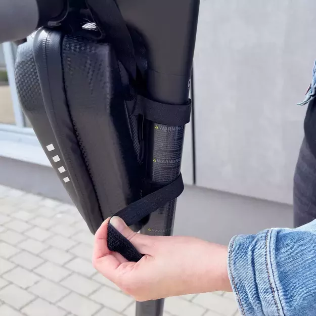 Wozinsky waterproof scooter handlebar bag 2l handlebar bag black (WSB3BK) 7