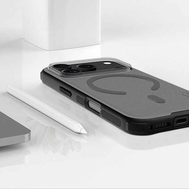 Super Frosted Shield Pro Magnetic Case IP17 Pro Transparent black 19