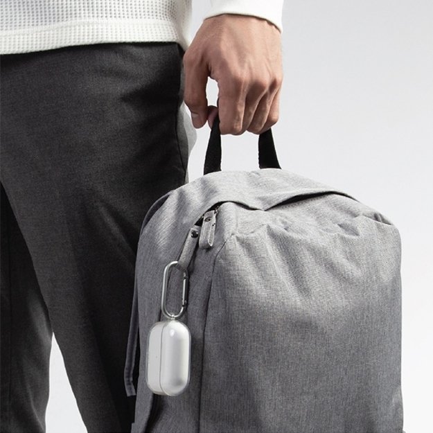 Uniq Glase AirPods Pro case smoked/smoke 5