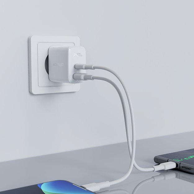 Acefast wall charger USB Type C / USB 32W, PPS, PD, QC 3.0, AFC, FCP white (A5 white) 1