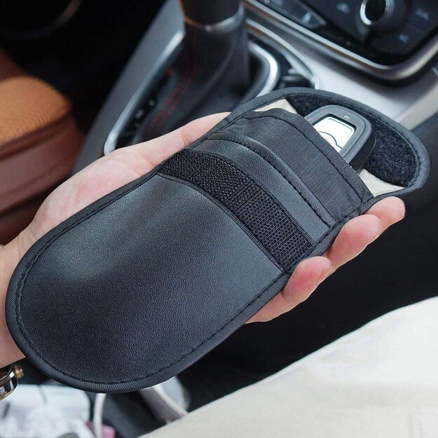Anti-theft Car Key Pouch Radio Blocking Pouch Keyless Faraday Box Faraday Cage 14cm with 10cm Black 10