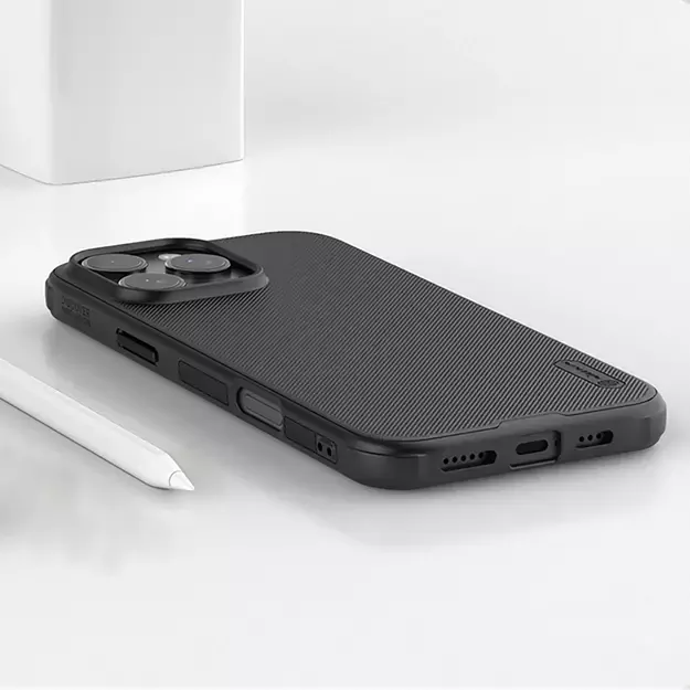 Nillkin Super Frosted Shield Pro case for iPhone 16 Pro - black 34
