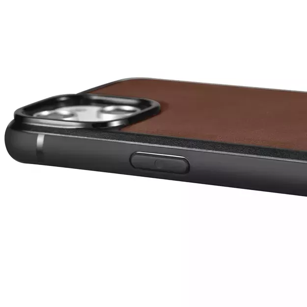 iCarer Leather Oil Wax Genuine Leather Case for iPhone 14 Plus (MagSafe Compatible) Brown (WMI14220719-BN) 19