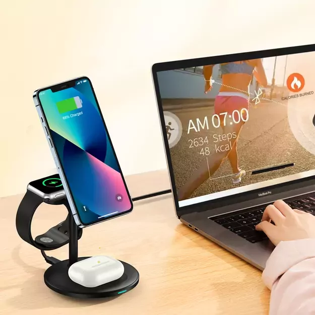 Choetech T585-F 3in1 Magnetic wireless charger station for iPhone 12/13/14 series,AirPods Pro and iwatch charger Black 10