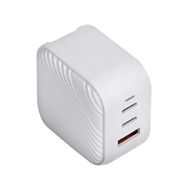 Uniq Verge Pro 66W GaN USB-C wall charger - white 2
