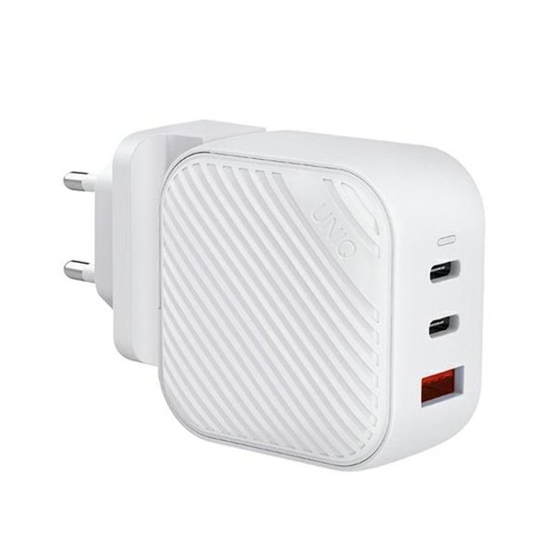 Uniq Verge Pro 66W GaN USB-C wall charger - white 3