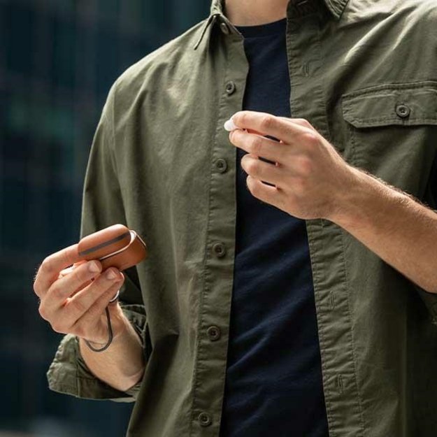 Uniq Terra Genuine Leather case for AirPods Pro 2 - brown 2