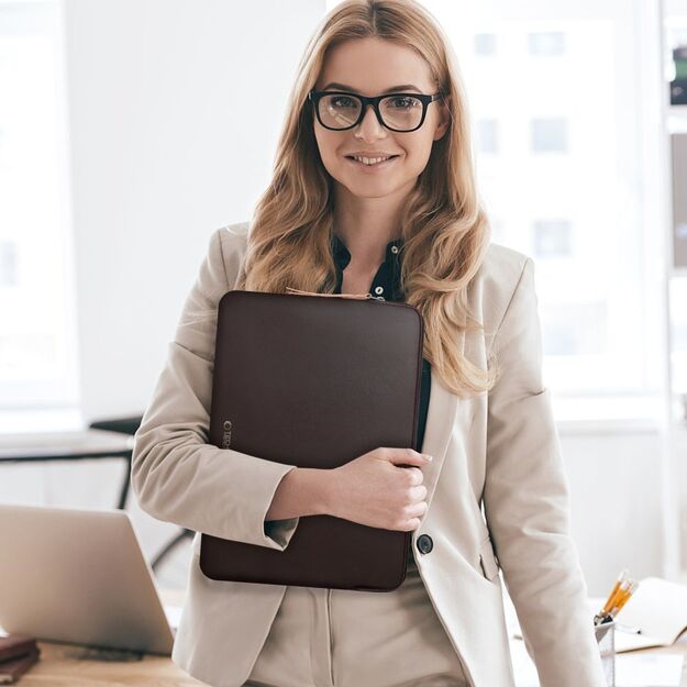 Tech-Protect Fleece Laptop Bag 13-14&quot  - Brown 10