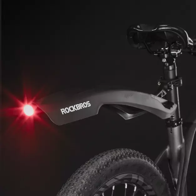 Rockbros DNB8001 mudguard with red LED light - black 1