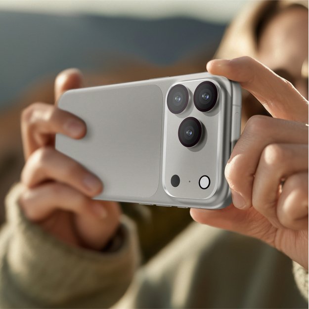 AmazingThing Full Lens Glass for iPhone 17 Pro Max 4