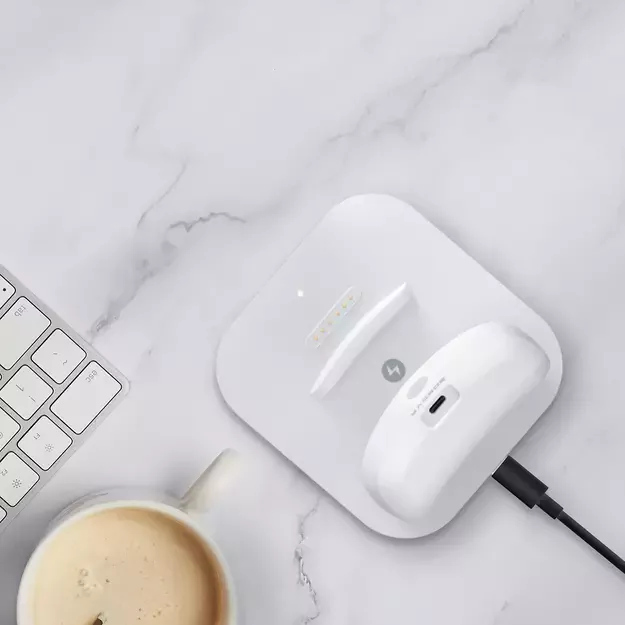 BoboVR BD2 charging station for BoboVR B2 external batteries + B2 battery - white 6