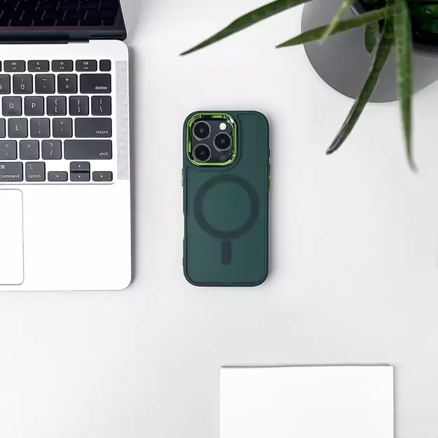 Magnetic Collection MagSafe iPhone 16 Pro Case - Dark Green 12